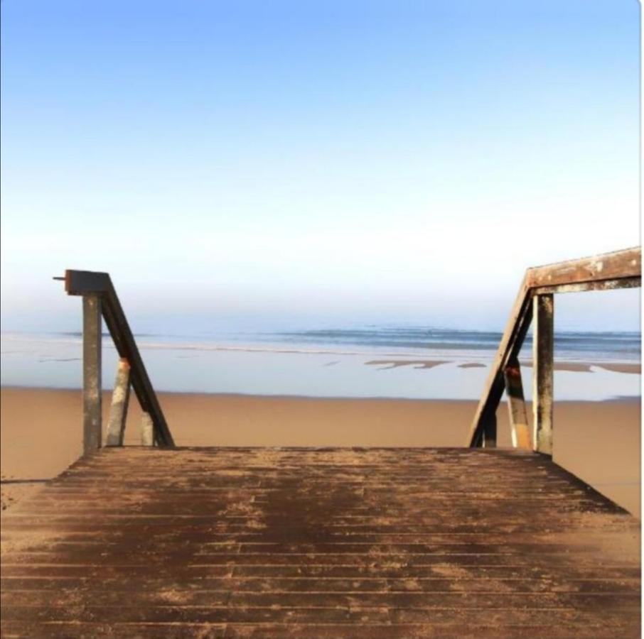 Besthomestay- Caparica Beach Lisbon Almada Exterior photo